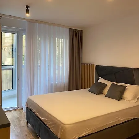 Apartman New Concept Including Garage Szarajevó